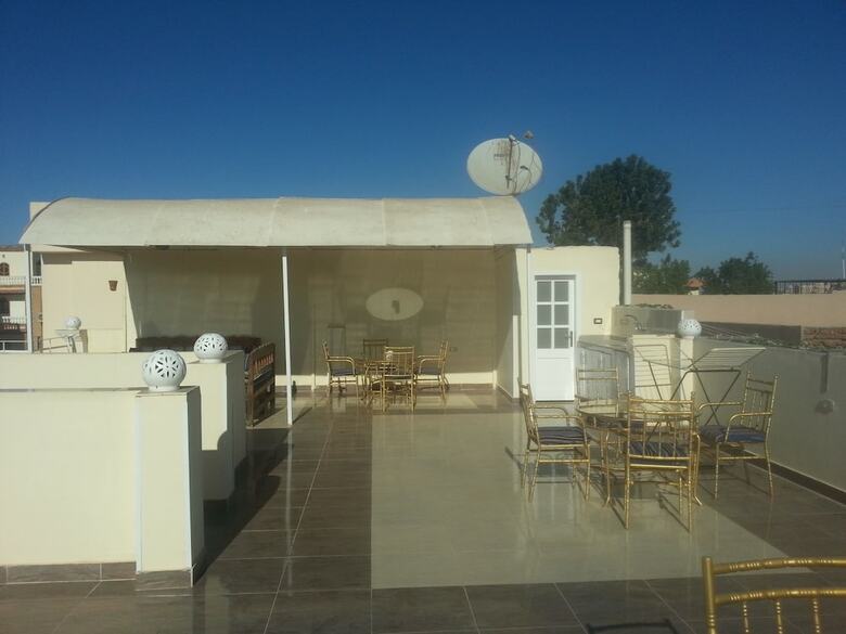 Aparthotel Luxor Star Apartments