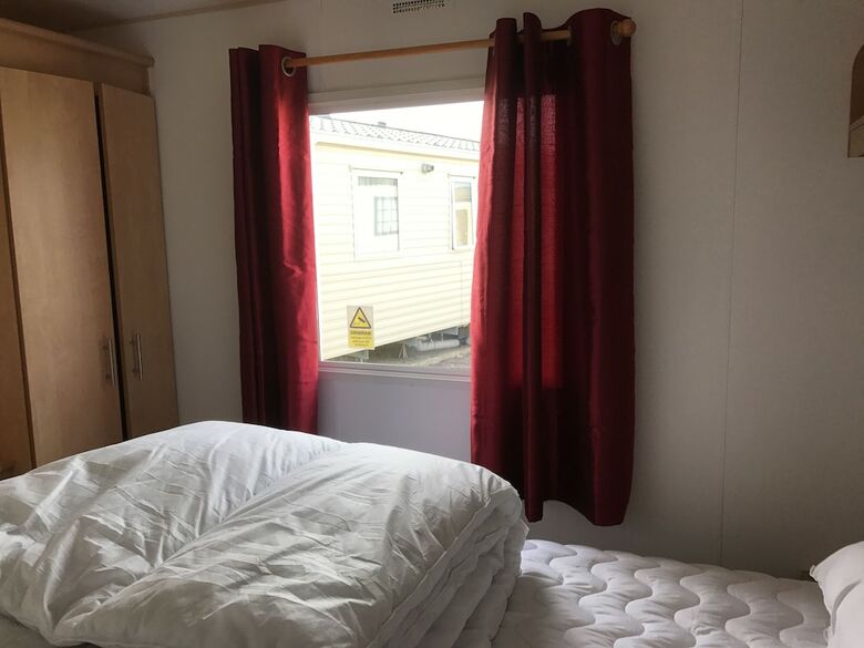 Rebecca Caravan Camber