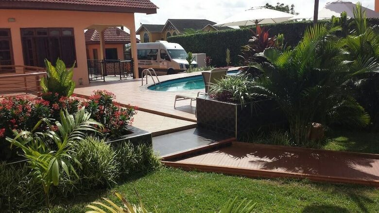 Posada Ponderosa Travel Lodge