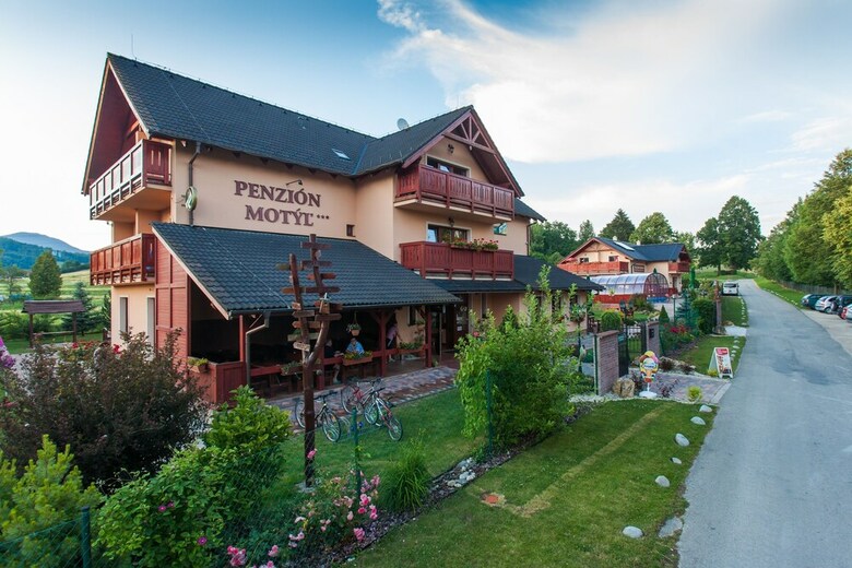 Hotel Penzi�n Mot�?