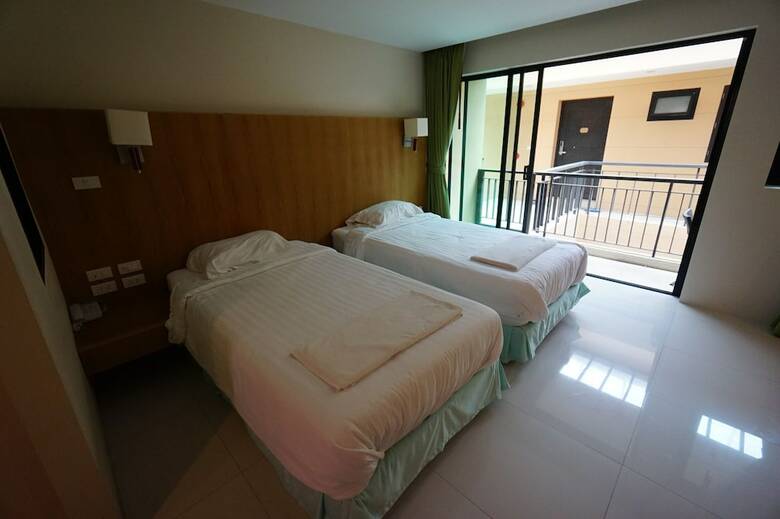 Hotel On Hilltop