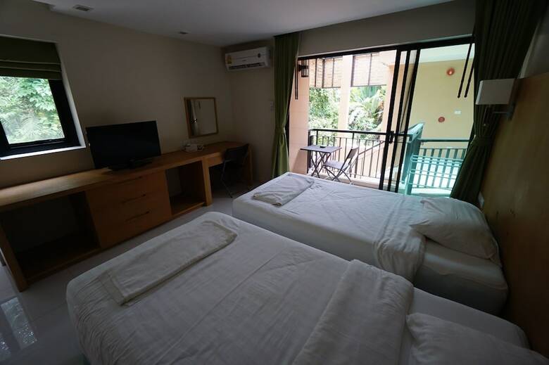 Hotel On Hilltop
