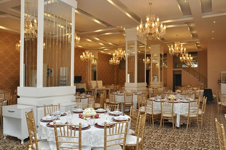 Madame Tadia Hotel