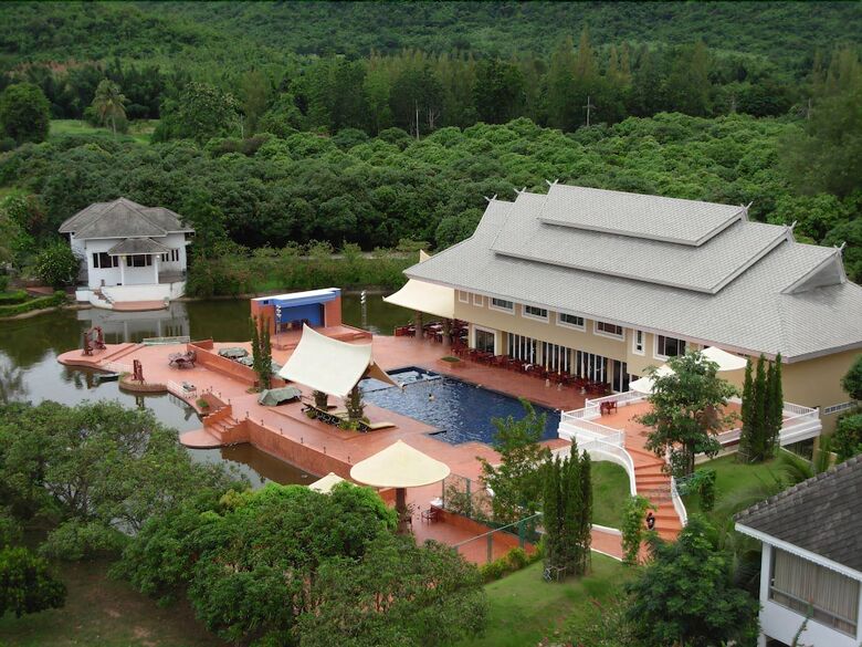 Hotel Phuphaphung Resort