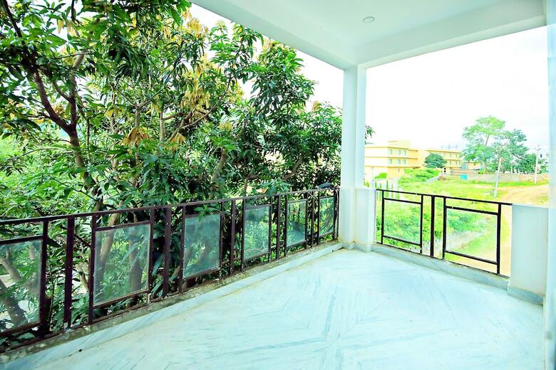 Rang Bhawan Inn- A Lake View Hotel