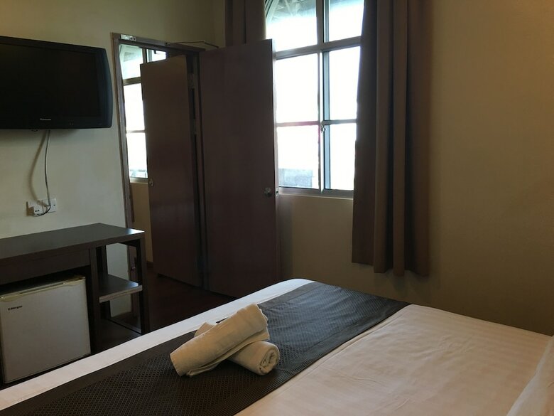 Hotel Lintas Plaza