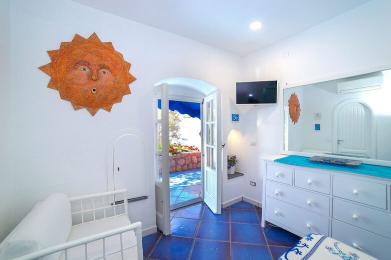 Villa Blue Eyes