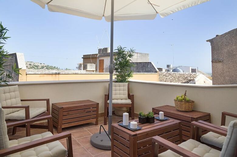 Hotel Casa Siciliana Da 12 A 15
