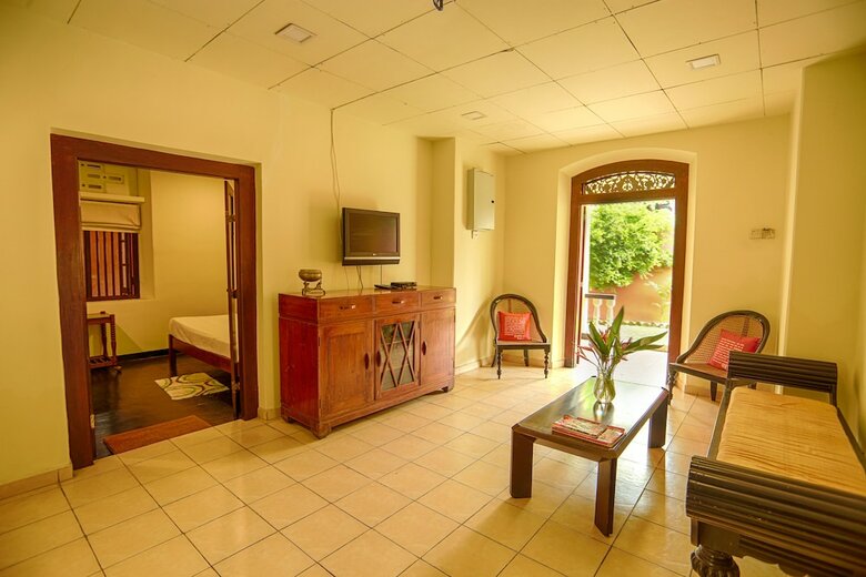 Hotel Rathgama Beach House