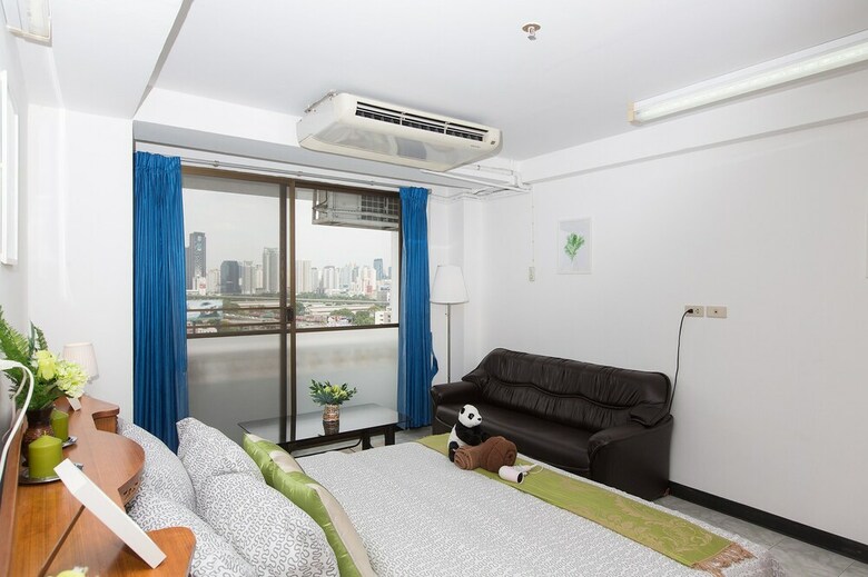 Arca Ratchaprarop Pratunam Apartment