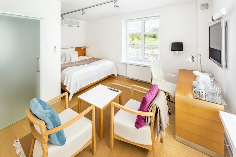 Hotel Narie Resort & Spa