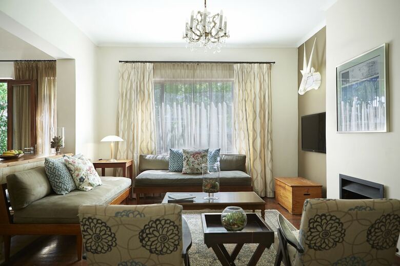 Bed & Breakfast Bayflowers Guesthouse