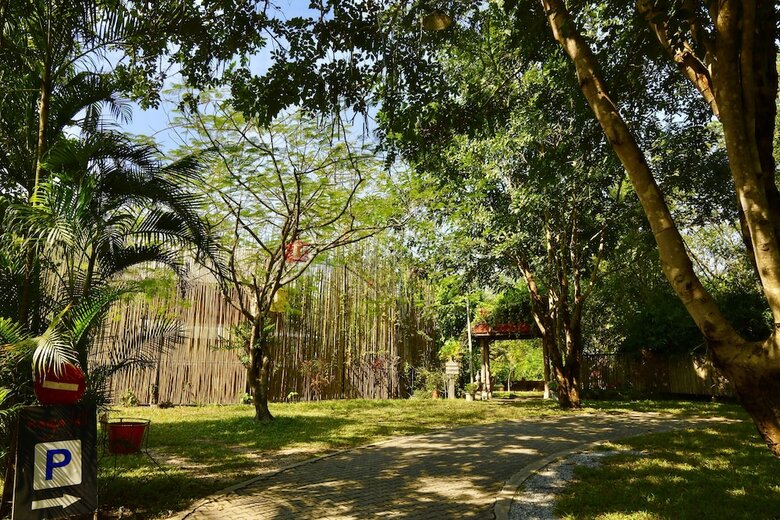 Hotel Naga Hill Resort