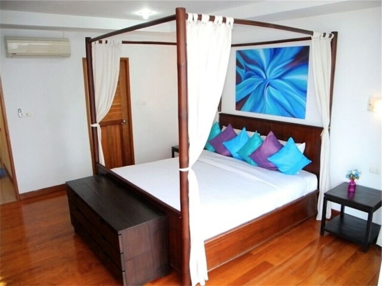 Sunrise 3 Bedrooms Apartment In Nai Harn
