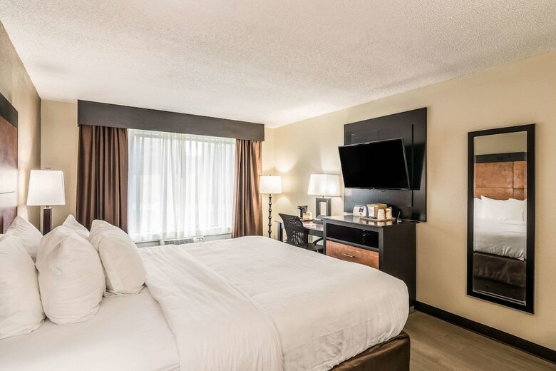 Hotel Clarion Inn