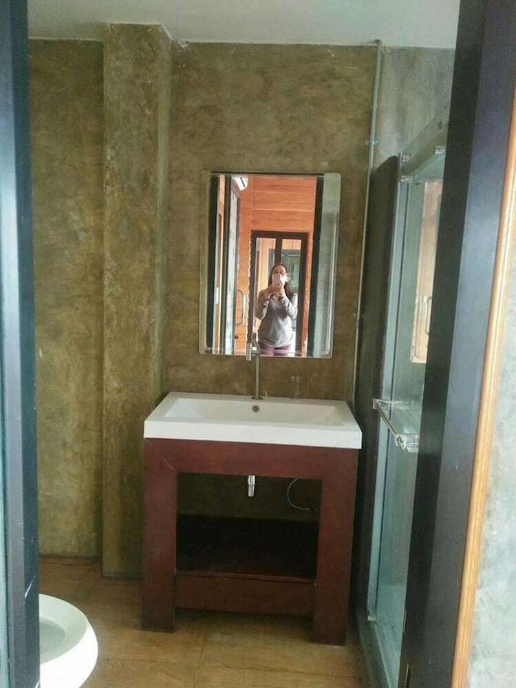 Hotel Lake House