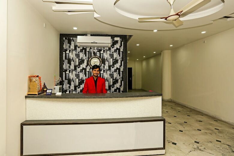 Oyo 725 Hotel Wow Inn