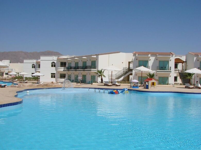 Hotel Elaria Beach Resort