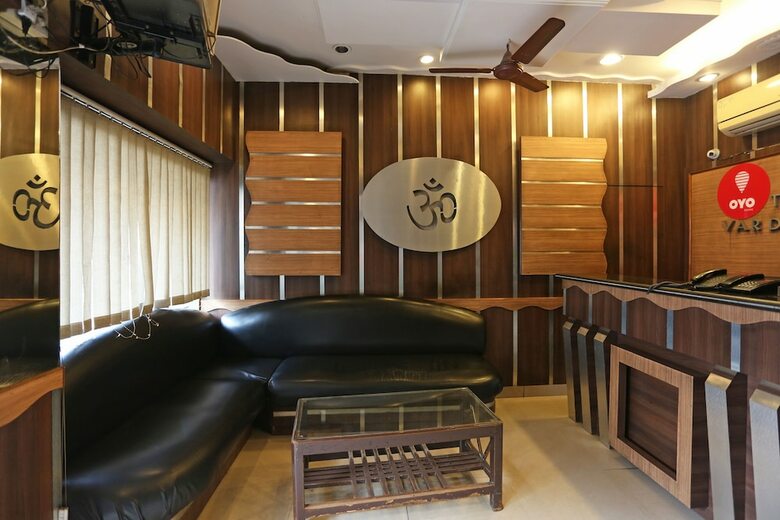 Hotel Oyo 8188 Vardhmaan Inn