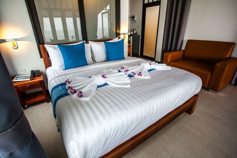 Hotel Lanta Corner Resort