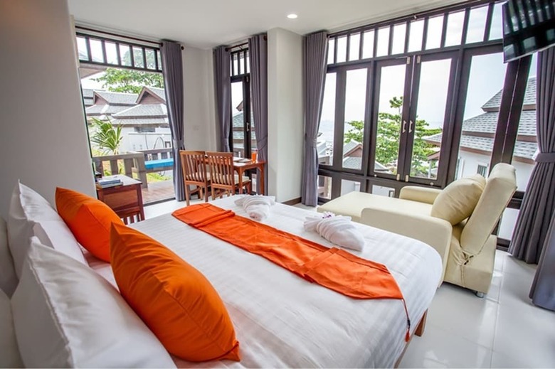 Hotel Lanta Corner Resort