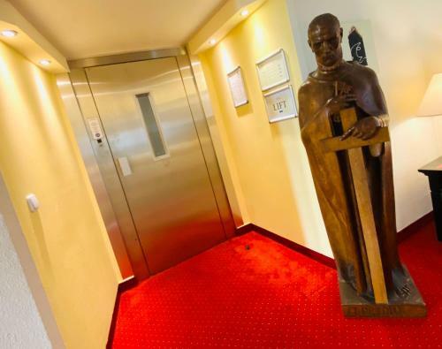 Schlosshotel Dom�ne Walberberg