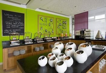 Hotel Courtyard By Marriott Wiesbaden-nordenstadt