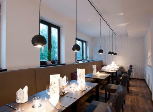 Hotel Seeluna - Caf� Lounge & Restaurant Am Klostersee
