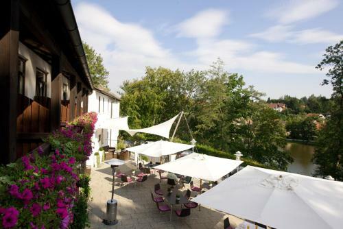 Hotel Seeluna - Caf� Lounge & Restaurant Am Klostersee