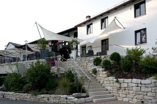 Hotel Seeluna - Caf� Lounge & Restaurant Am Klostersee