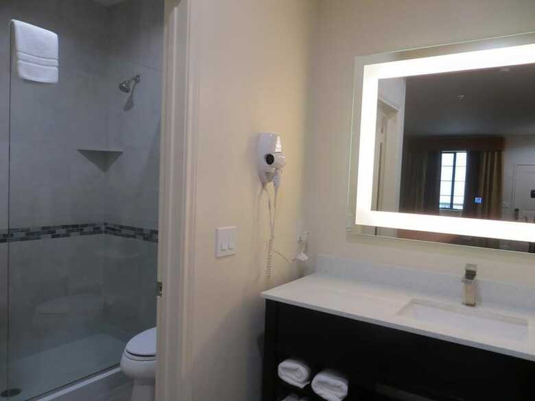 Motel Scottish Inns And Suites