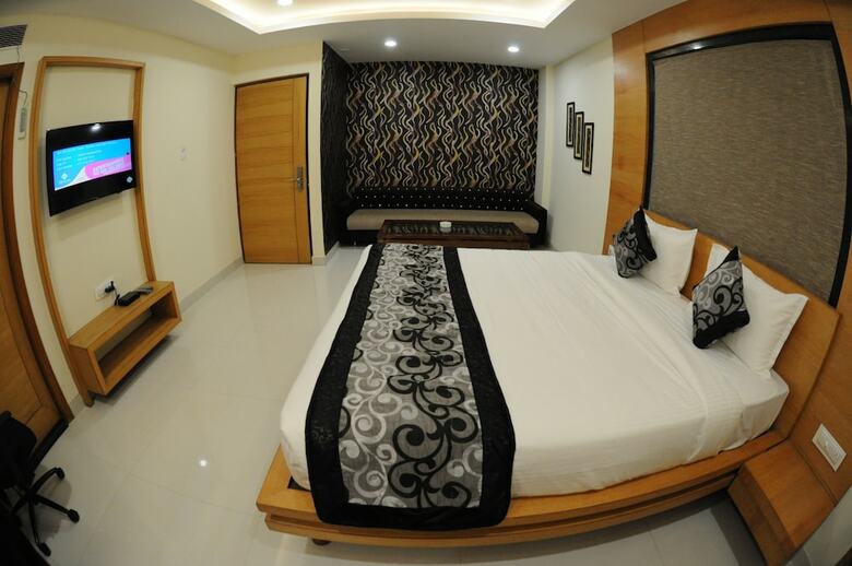 Hotel Grand Rajputana