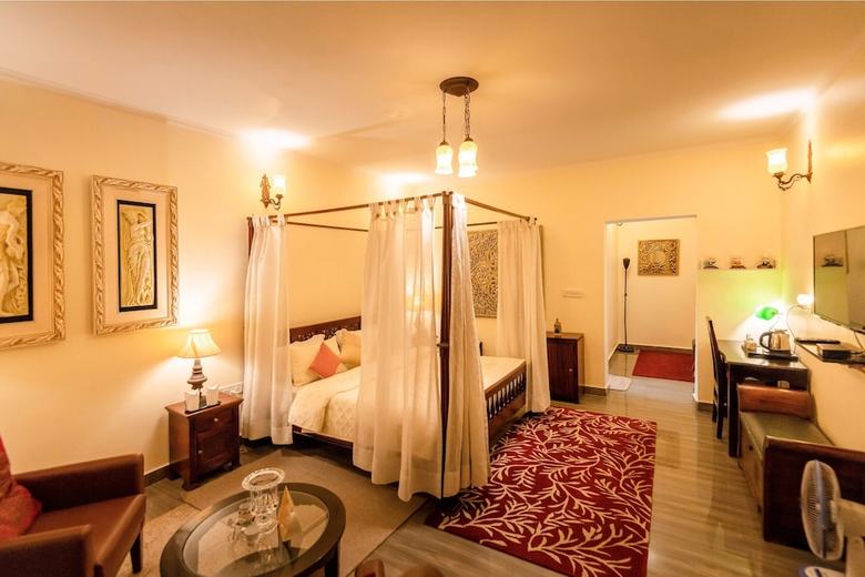 Hotel Suvaasa -the Resort