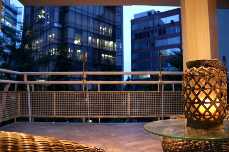Shunya Apartment