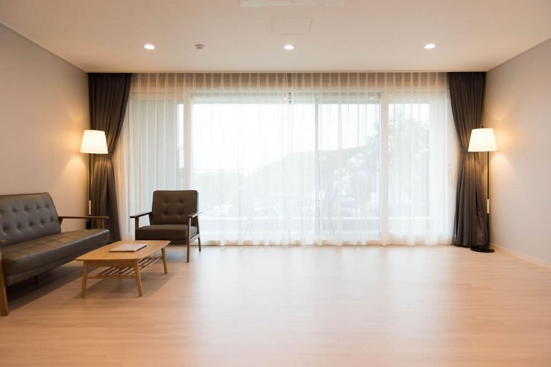 New Donghae Hotel
