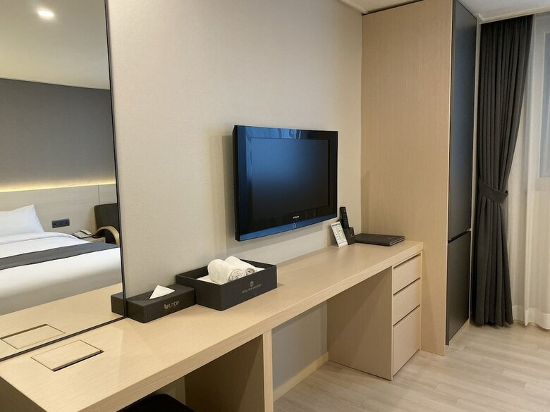 New Donghae Hotel