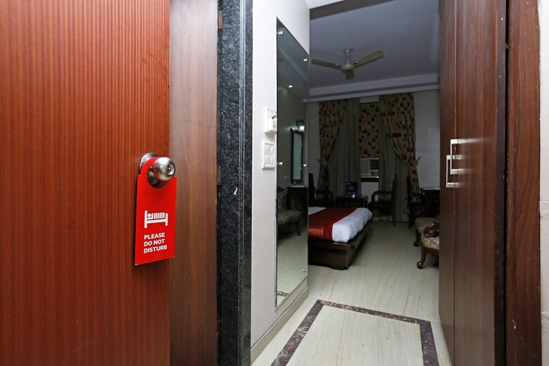 Oyo 5401 Hotel Mid Town