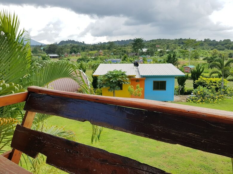 Hotel Baan Phanawan Resort