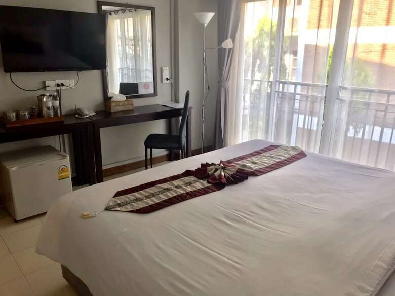 Ratana Hotel