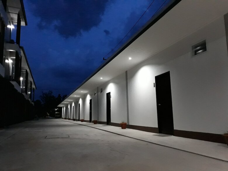 Hotel Golden Teak Ville