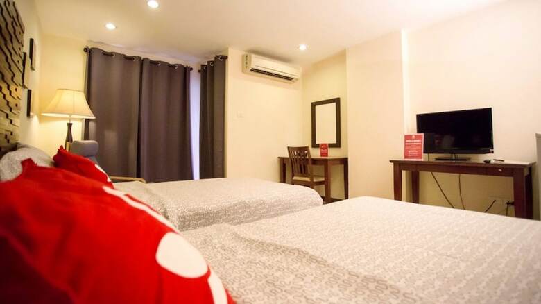 Hotel Zen Rooms Royal Bee