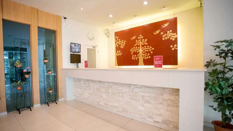 Hotel Zen Rooms Royal Bee