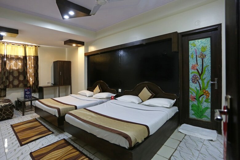 Oyo 7634 Hotel Delhi Continental