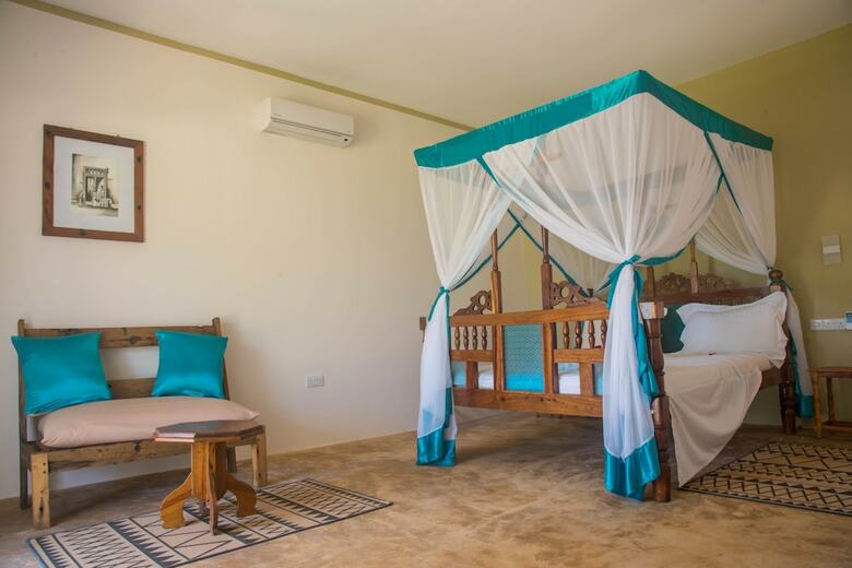 Hotel Tanzanite Beach Resort
