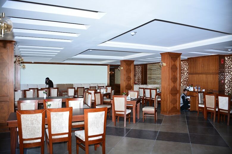 Hotel Deventure Shimla Hills