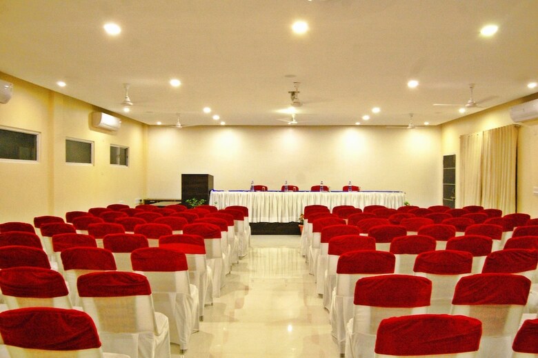 Hotel Rnb Shivani Udaipur
