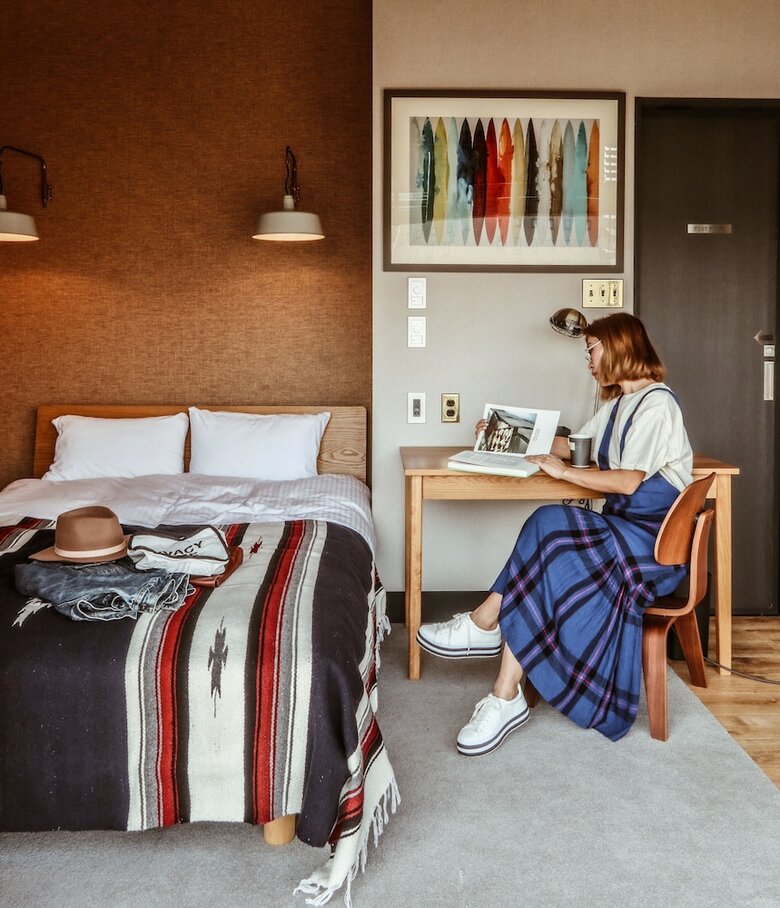 H Hotel