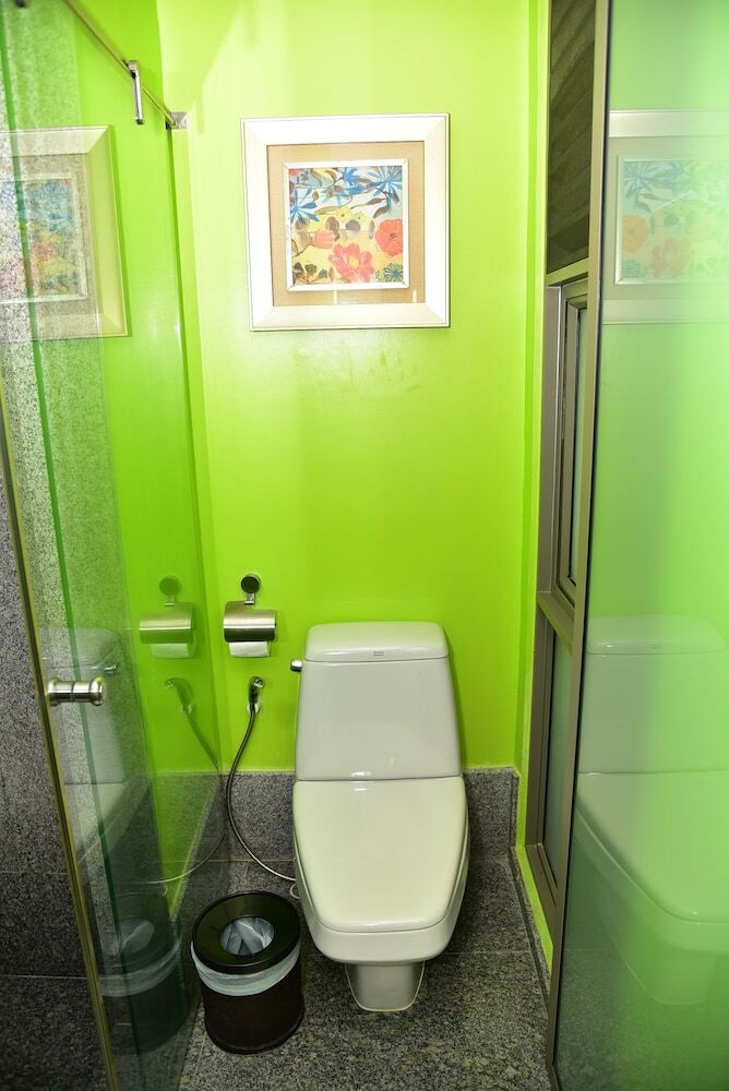 Hotel Papa Monkey Resort