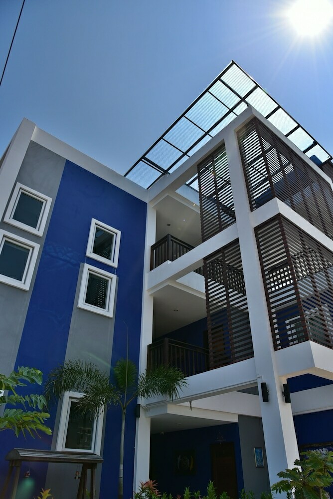 Hotel Pran Crescent
