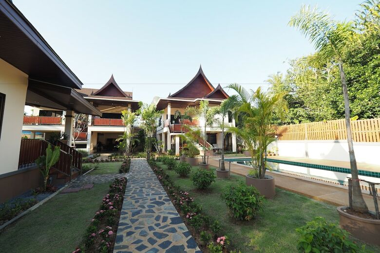 Hotel Chanapha Residence